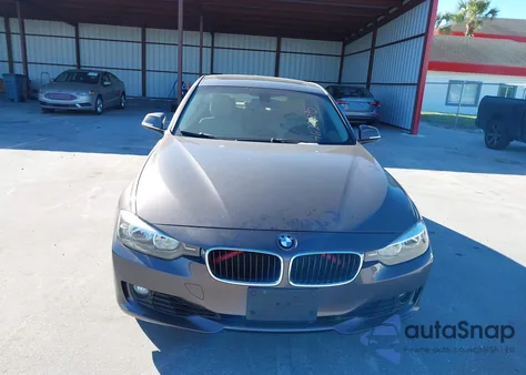 2013 BMW 328I из США, поврежденный, VIN WBA3A5C57DF356153